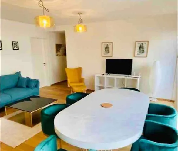 Apartment Brand New Luxury 3 Bedrooms, Terrace And Free Parking - Noah