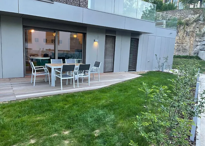 Brand New Luxury 3 Bedrooms, Terrace And Free Parking - Noah *