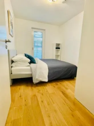 Daire Brand New Luxury 3 Bedrooms, Terrace And Free Parking - Noah Lüksemburg